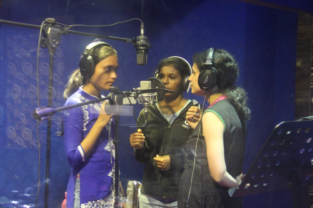 Students singing in Studio at PRISM Foundation-min